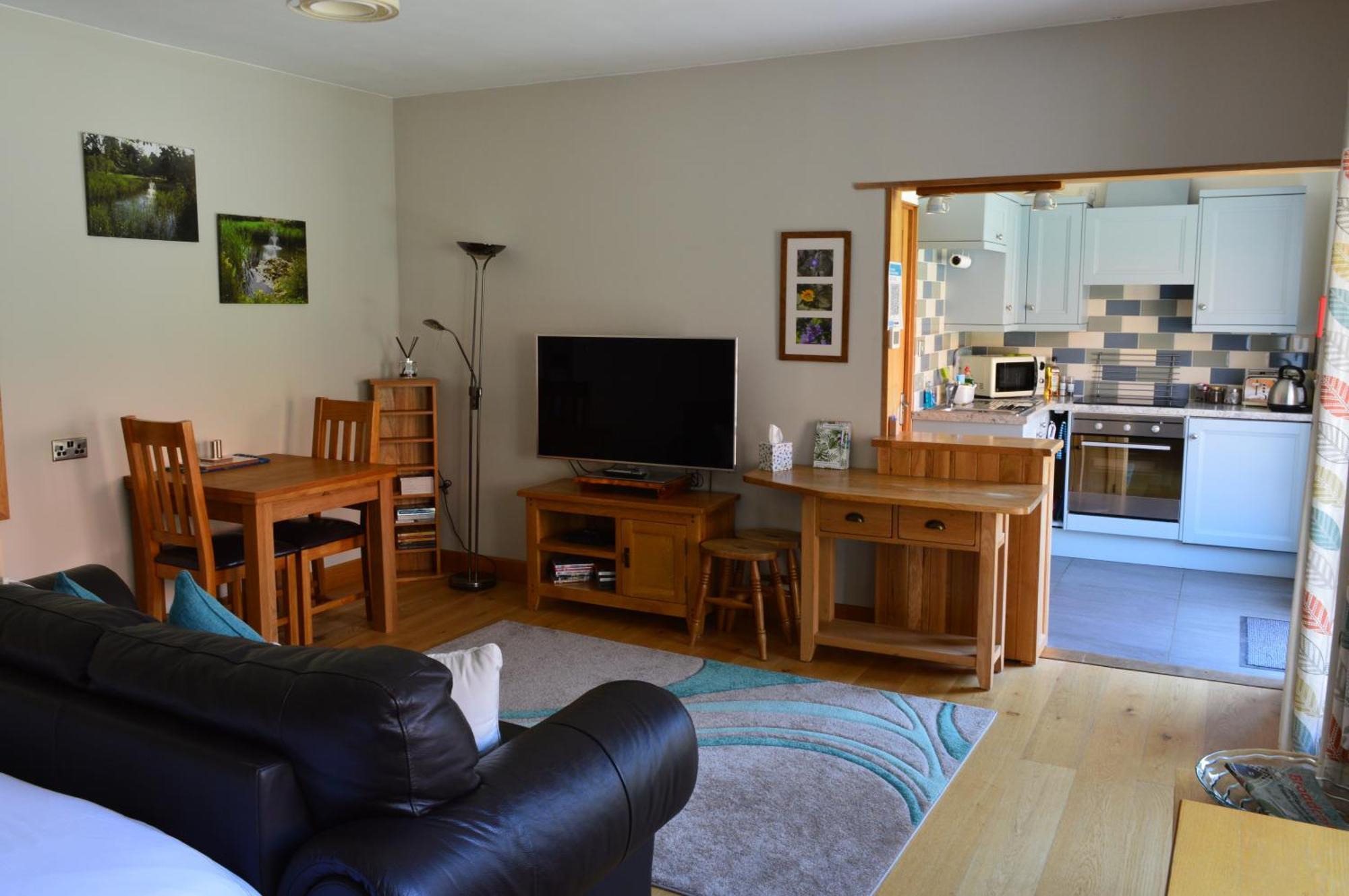 Cotenham Barn South Walsham Room photo