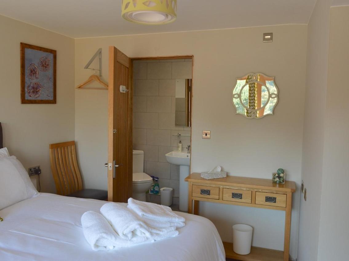 Cotenham Barn South Walsham Room photo